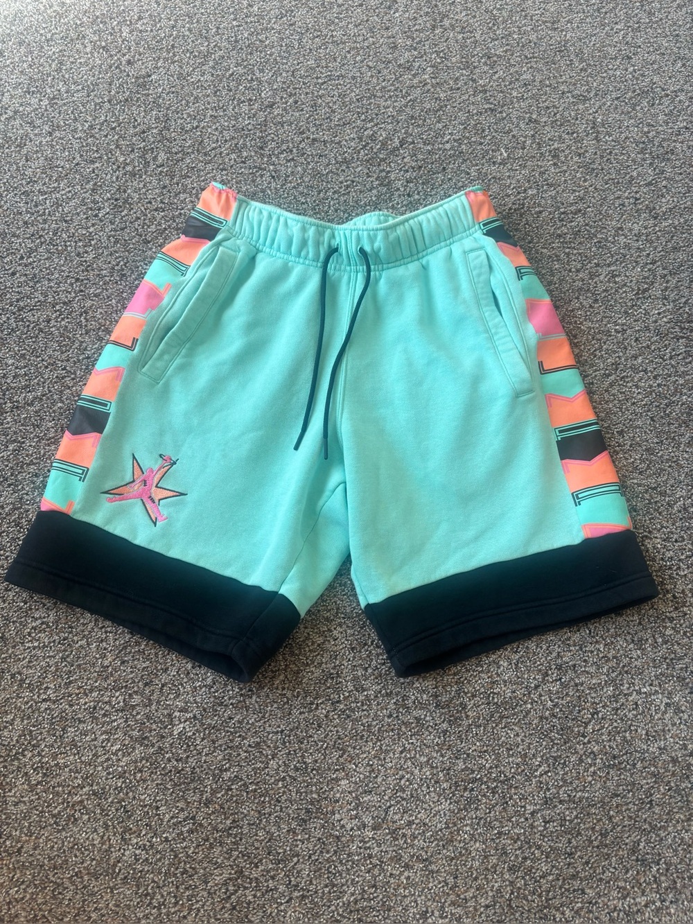Jordan Standard Fit Fleece Shorts Small Aqua South Beach Retro
